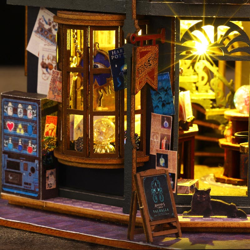 Holo Magic City | DIY Miniature House Kit 3D Wooden Model DIY Gift Puzzle